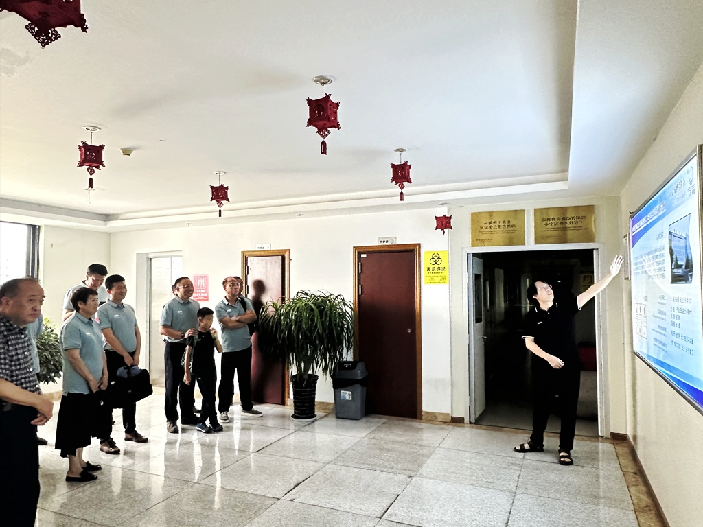 02.jpg